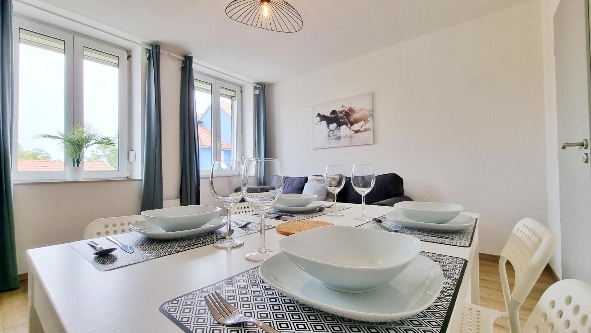 Le Triplex - 5 Chambres - 10 Pers- Fibre - Relax Bnb Mulhouse Ngoại thất bức ảnh